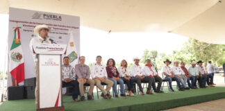 Sergio Salomón impulsa construcción de la carretera San Felipe Tepemaxalco – San Miguel Xicotzingo