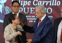 AMLO entrega a jubilados complementos del Fondo de Pensiones para el Bienestar