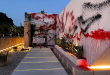 Activistas climáticos pintan mansión de Messi en Ibiza