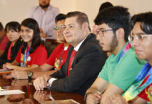 Armenta reconoce a estudiantes poblanos en Olimpiada Mundial de Matemáticas