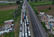 Ejidatarios de Tlahuapan identifican a abogado y esposa “estafadores”