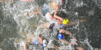 Deportista se enferma y es internada por nadar en el río Sena