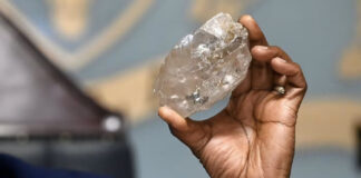 Descubren el segundo diamante más grande de la historia
