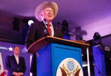 EU respalda a Ken Salazar en comentarios contra seguridad en México