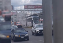 Unidad de RUTA se incendia en bulevar Atlixco