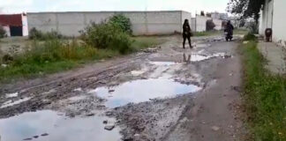 Vecinos señalan malas condiciones en calles de Xonacatepec