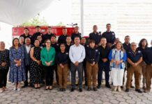 Mundo Tlatehui entrega 24 reconocimientos a bomberos en su día