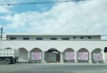 Trabajadores de Santa María Ixtiyucan se manifiestan por falta de pagos