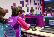 Poblanos acusan a Byjus Future School de presunto fraude
