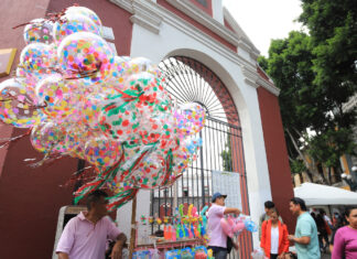 Armenta anuncia ordenamiento de ambulantes en el Centro Histórico