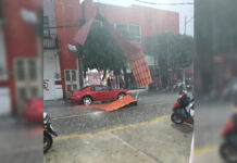 Colapsa el drenaje en Texmelucan por lluvia intensa