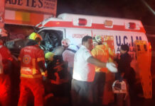 Muere conductora de ambulancia por accidente en Calzada Zaragoza