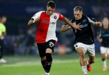 Santiago Giménez se lesiona y estará tres meses lejos de las canchas