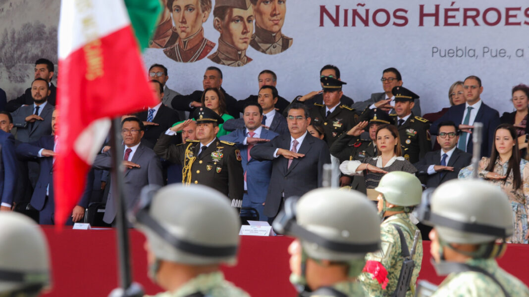 Puebla reconoce labor de Fuerzas Armadas en ceremonia de los Niños ...