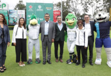 Sergio Salomón asiste al cierre de la primera generación de Women In