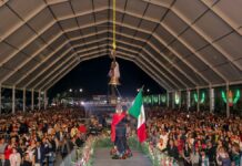 Encabeza Paola Angon Grito de Independencia en San Pedro Cholula