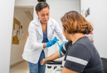 SMDIF Puebla ofrece estudios médicos en su laboratorio certificado a nivel nacional