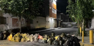Bloquean calles de Tehuacán por falta de recolección de basura