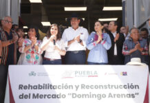 Gobernador preside rehabilitación del mercado Domingo Arenas en Texmelucan