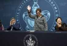 Lilia Cedillo preside graduación del Posgrado en Ciencias Ambientales