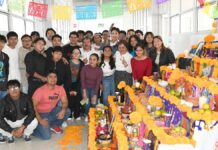 Lilia Cedillo visita corredor de ofrendas en CU2
