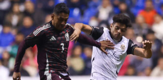 México empata con Valencia, equipo que pelea descenso en España