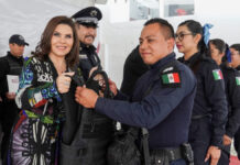 Norma Layón entrega 17 unidades y equipamiento a SSP de Texmelucan
