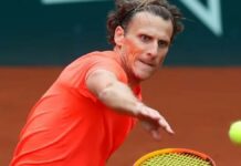 Diego Forlán debutará en el tenis profesional a sus 45 años