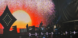 The Killers emociona a 45 mil asistentes en México