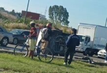 Volcadura en Periférico Ecológico deja un muerto