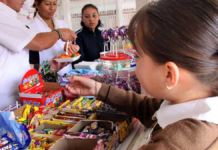SEP prohibirá venta de comida chatarra en escuelas