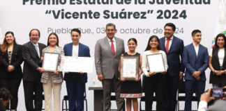 Sergio Salomón preside entrega del Premio Estatal de la Juventud