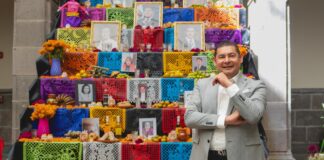 Gobierno de transición rinde homenaje a activistas en Día de Muertos