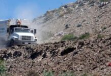 Ejidatarios bloquean acceso al relleno sanitario de la mixteca poblana