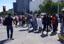 Estudiantes del ITP se manifestaron en avenida Tecnológico