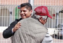 Omar Muñoz encabeza la entrega de despensas a grupos prioritarios