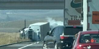 Volcadura de tráiler provoca cierre en la Amozoc-Perote