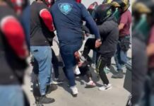 Moto repartidores golpean a ladrón en Tehuacán