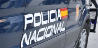 Detienen a tres por insultos racistas en el Real Madrid-Barça