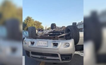 Intento de asalto causa volcadura en la Puebla-Tehuacán