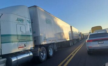 Suma 24 horas colapsada la Amozoc-Perote tras accidente vehicular