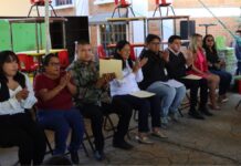 Ariadna Ayala y DIF entregan mobiliario a CAICs
