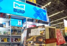 BUAP exhibe casi 500 títulos en la FIL de Guadalajara