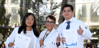 Destacan a pasantes de Medicina BUAP en encuentro de simulación clínica