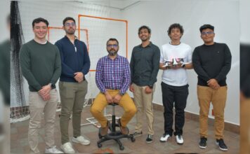 Estudiantes UDLAP suben a pódium en la carrera de drones del INAOE