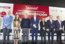 Exhortan a funcionarios de Puebla a combatir la corrupción