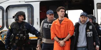 Luigi Mangione se declara inocente de homicidio del CEO de aseguradora