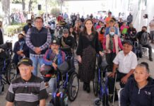 MariElise Budib encabeza tercera entrega de aparatos ortopédicos