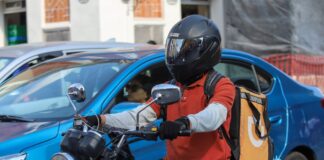 Publican en el DOF decreto de derechos para repartidores y choferes