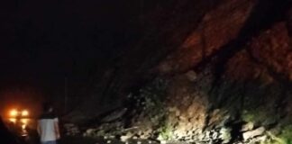 Sierra Negra de Puebla queda incomunicada por derrumbe